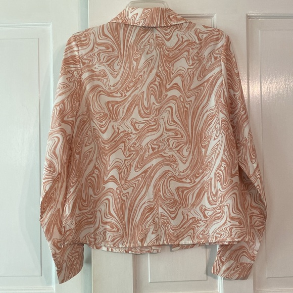 Marbled dusty pink button up - Picture 2 of 3